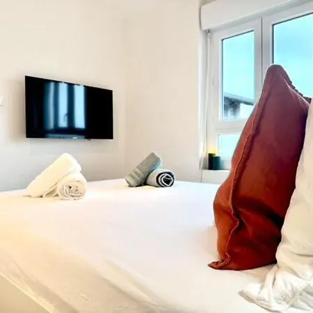 Le Cocon Celeste - D'exception - Vue Sur Les Alpes - Centre-ville - Gare A 1 Min Appartement