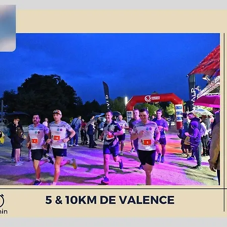 Appartement Le Cocon Celeste - D'exception - Vue Sur Les Alpes - Centre-ville - Gare A 1 Min